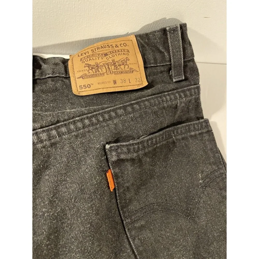 Vintage Levis 550 Jeans Mens 38x32 Black Orange Tab Made In USA 1997